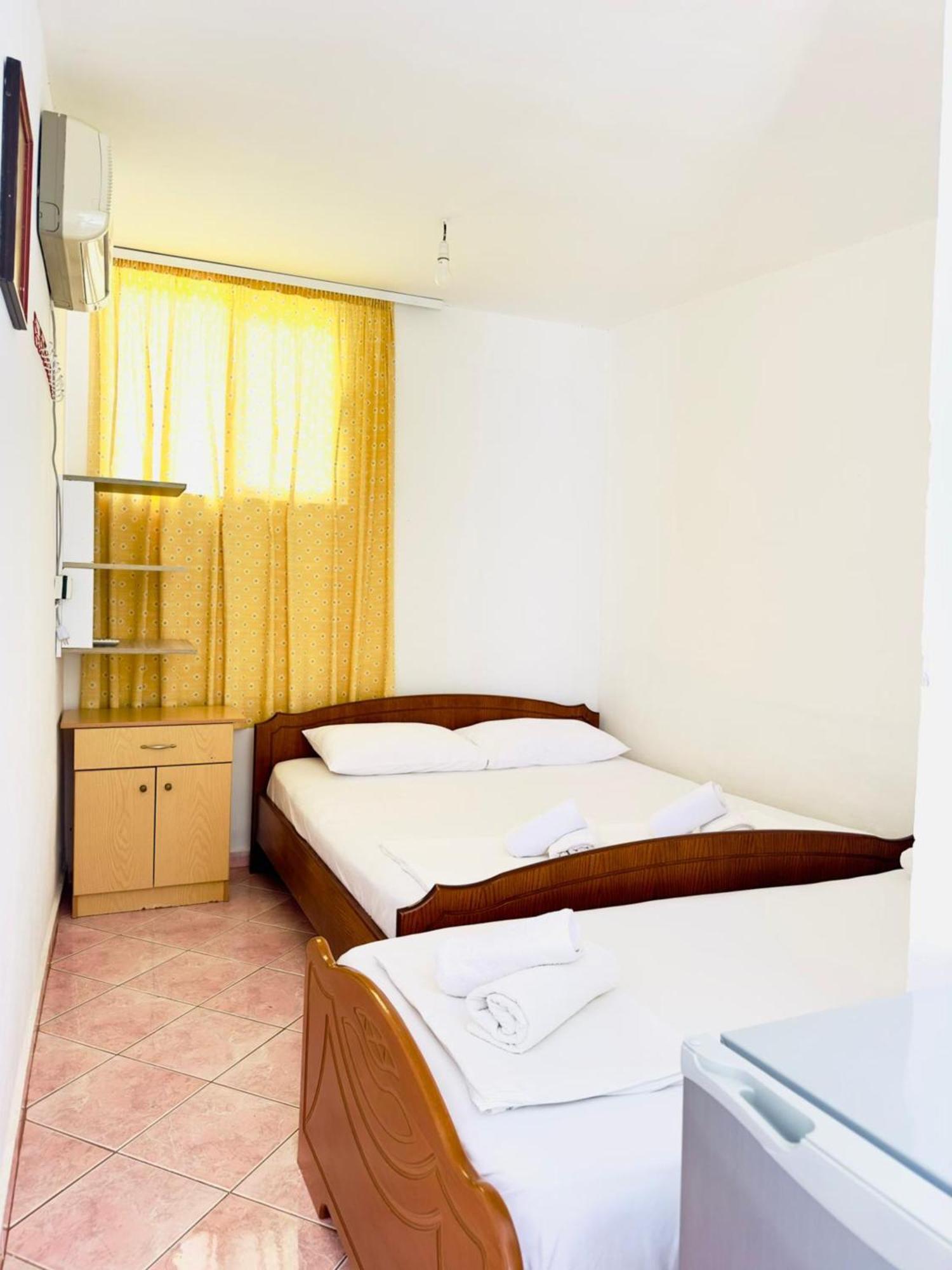 Bunec Seascape Villa Piqeras Exterior photo